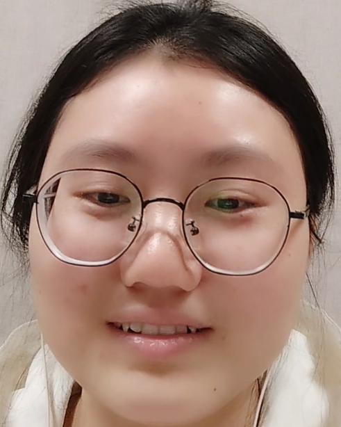 弹腿恨蓉